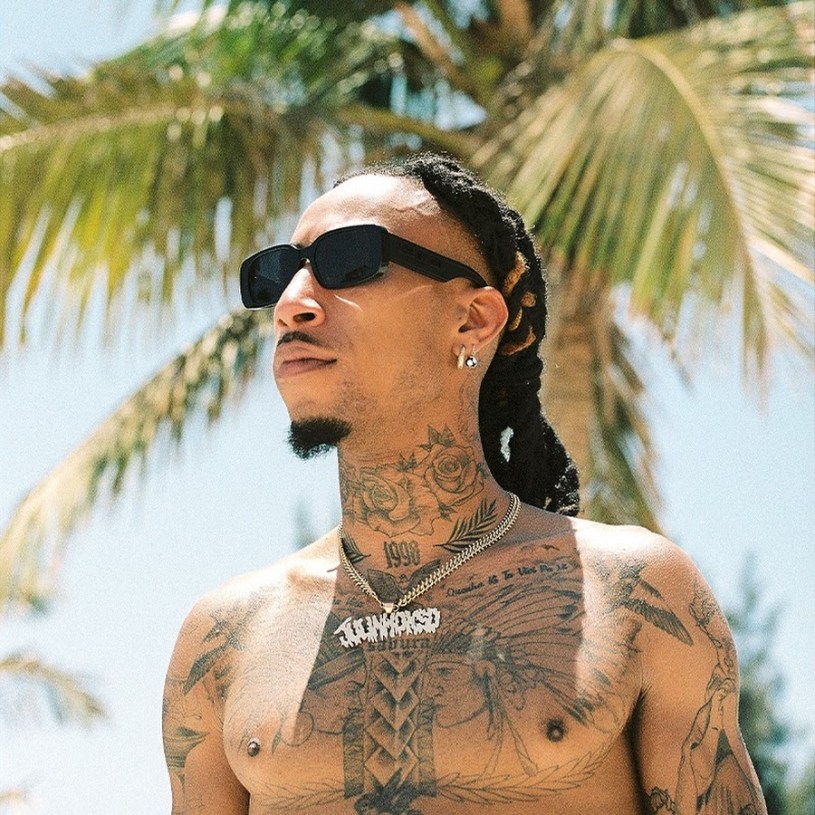 Julinho KSD FT Soraia Ramos - Monica 2023